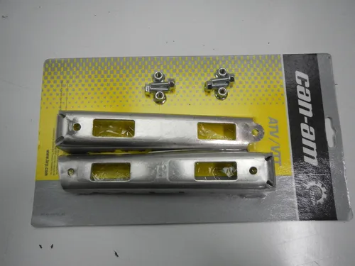 Vista 2 de Can-Am Nuevo OEM Outlander ATV Footpeg Boot Foot Well Gripper Grip Kit 715001131
