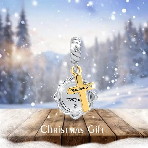 Vista 2 de QeenseKc Colgante de cruz religiosa con versículo bíblico con cita de escritura de oro para pulsera Pandora