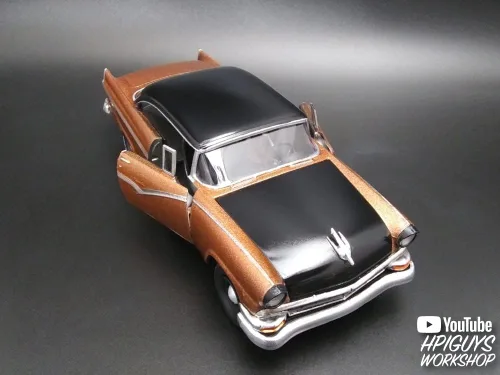 Vista 9 de AMT 1956 Ford Victoria Hardtop - Kit de modelo a escala 1:25