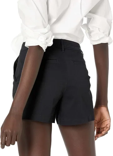 Vista 3 de Tienda Essentials Pantalón corto chino con entrepierna de 3.5 pulgadas para mujer