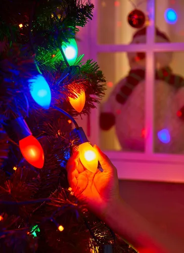 Vista 8 de Luces LED vintage C9 de Navidad para exteriores, 50 pies C9 con 50 bombillas C9 inastillables, impermeables, conectables, comerciales