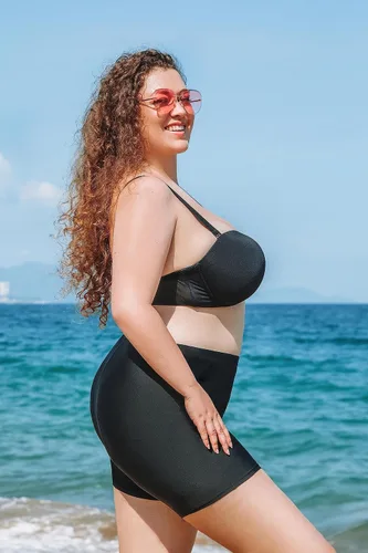 Vista 6 de ATTRACO Pantalones cortos de natación de cintura alta para mujer con bolsillos, tallas grandes, pantalones cortos largos
