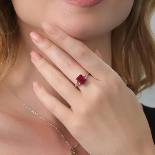 Vista 86 de Gem Stone King Anillo de compromiso solitario con diseño clásico de vástago dividido para mujer, plata de ley 925, piedra natal de piedra preciosa