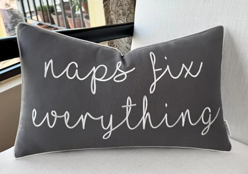 Vista 2 de EURASIA DECOR Naps Fix Everything Funda de Almohada Decorativa Bordada de Acento Lumbar para Cojín - Sala de Estar, Sofá, Silla, Patio, Automóvil