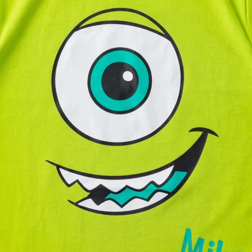 Vista 4 de Disney Cars, Mickey Mouse, Monsters Inc. - Conjunto de camiseta de manga corta y pantalones cortos para niños pequeños, pequeños y grandes