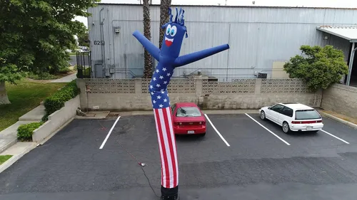 Vista 4 de American Flag USA - Tubo inflable de 20 pies de alto para hombre, marioneta agitadora para exteriores, solo bailarín de repuesto, el motor no está