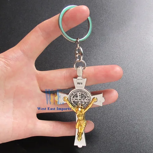Vista 4 de 12 llaveros de San Benito para el bautismo, primera comunión, religioso, católico, conmemorativo, regalo conmemorativo, Crucifijo de dos tonos
