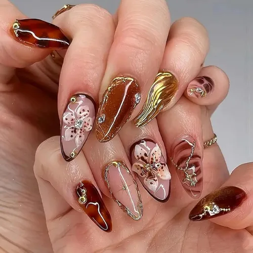 Vista 10 de Uñas postizas de almendra medianas MABKJLF con punta francesa, uñas falsas 3D con diseños de pedrería de flores de fresa, uñas pegajosas brillantes 1
