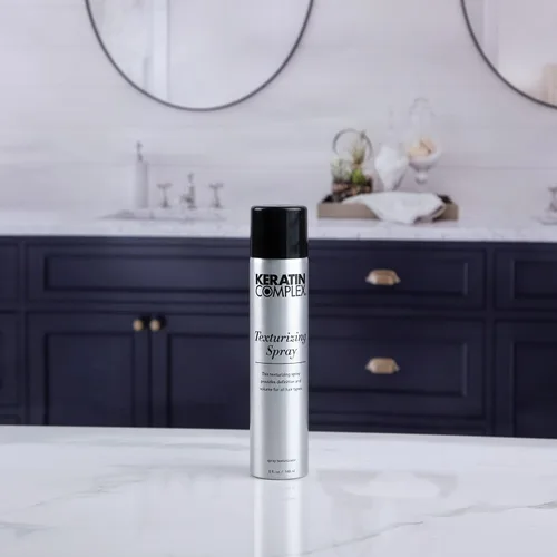 Vista 2 de Keratin Complex - Spray texturizante - 5 fl oz