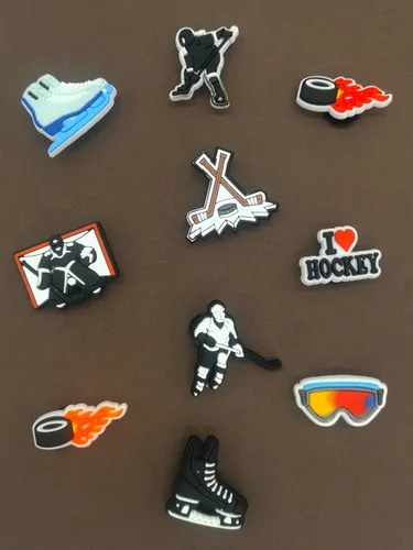 Vista 3 de Moifom 11 dijes de decoración de zapatos de hockey con texto en inglés "I Love Hockey para sandalias, decoración de zapatos deportivos de hockey