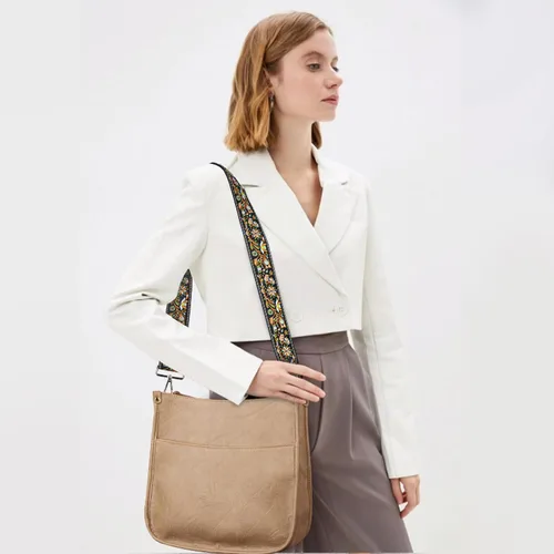 Vista 7 de Viva Terry - Bolsa bandolera de cuero vegano, moderna, con correa ajustable