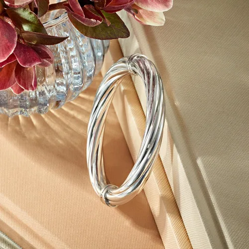 Vista 4 de Ross-Simons Italian Twisted Oval Bangle Bracelet