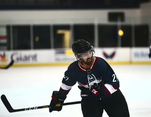 Vista 4 de Ronin - Visera de hockey con revestimiento antiarañazos, resistente a los impactos, ajuste universal para casco, certificado CE