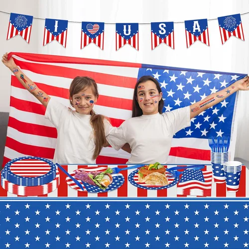 Vista 6 de 108 piezas de suministros para fiesta del 4 de julio, juego de vajilla con la bandera estadounidense, decoraciones patrióticas para fiestas