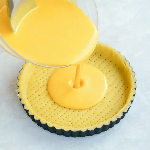 Vista 6 de Tosnail Paquete de 2 sartenes antiadherentes para quiche de 9 pulgadas con parte inferior suelta extraíble