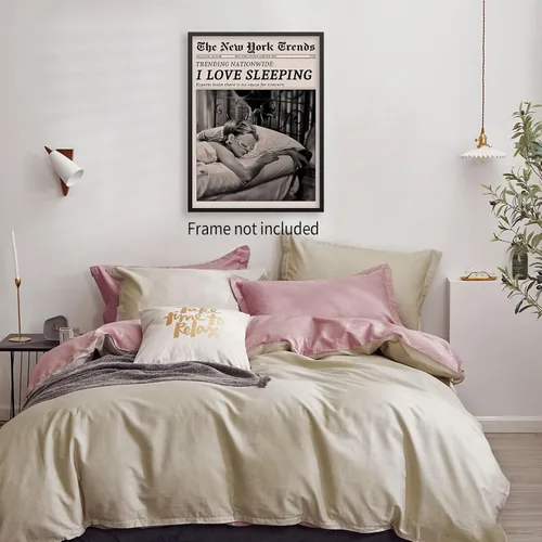 Vista 4 de VERENIX Arte de pared feminista retro en blanco y negro, pósteres de lienzo estéticos, vintage Funky Girl durmiendo impresiones para dormitorio