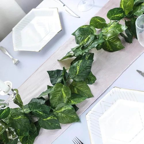 Vista 8 de Efavormart - Guirnalda de hiedra artificial de Pothos con protección UV, 8 pies, color verde oscuro, hojas de seda realistas para valla