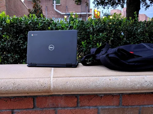Vista 8 de Dell 3100 Intel Celeron N4020 1.1GHz 4GB 32GB Webcam 11.6 Pantalla táctil Chromebook Chrome OS VH5H8