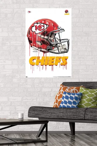 Vista 2 de Trends International NFL Kansas City Chiefs - Póster de pared con casco de goteo, 22.375 x 34 pulgadas, paquete de póster y montaje