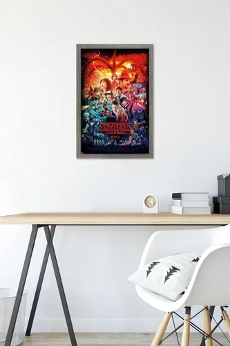 Vista 6 de Netflix Stranger Things - Póster de pared de tres temporadas formato one sheet, 22.4" x 14.7", versión con marco de madera de granero Versión