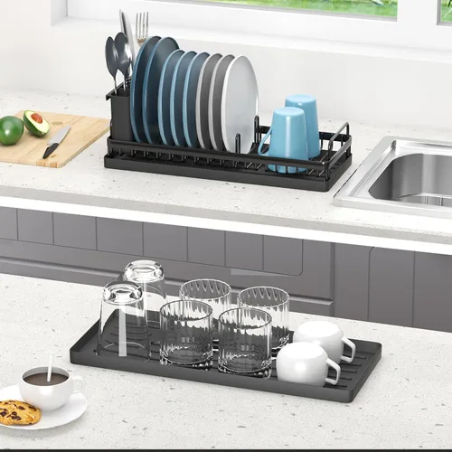 Vista 3 de CHLORYARD Escurridor de Platos Pequeño, Escurridor de Platos Compacto para Fregadero Organizador de Platos con Portautensilios y 2 Alfombrillas
