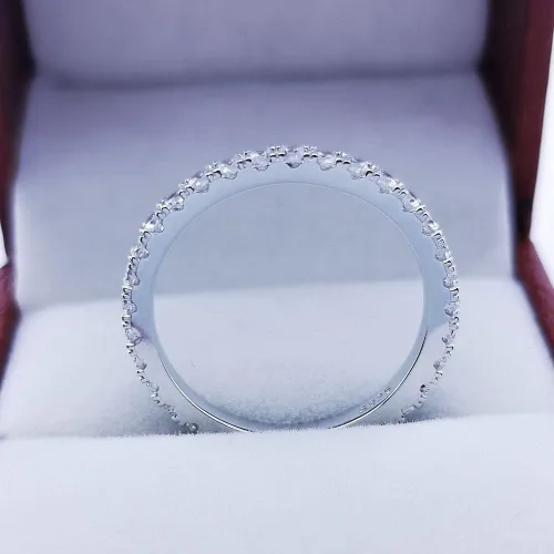 Vista 5 de Bo.Dream - Anillo de boda y de amor eterno de plata de ley con circonita cúbica redonda de 1.5, 2.2, 3 milímetros