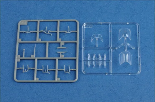 Vista 12 de Hobby Boss Kit de modelo de avión Corsair F4U-5, pequeño
