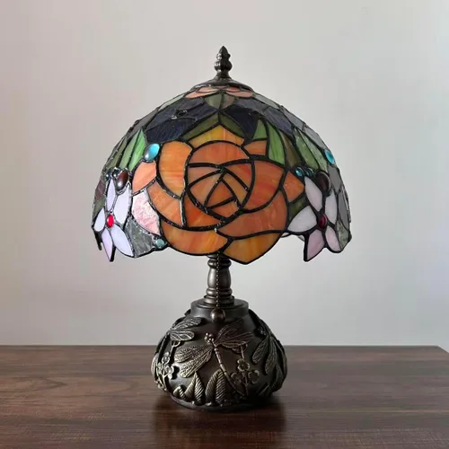 Vista 9 de Tiffany - Lámpara de mesa con diseño de flores, color rojo, naranja y azul, incluye base de libélula para sala de estar, dormitorio, mesita