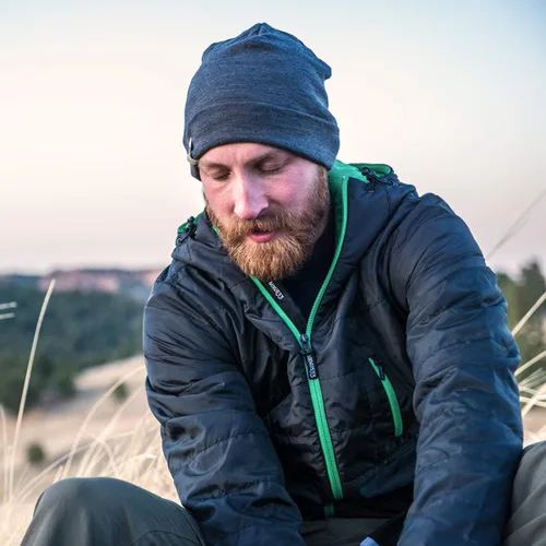Vista 57 de Minus33 Merino Wool - Gorro de lana con cresta