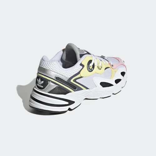 Vista 2 de adidas Originals Tenis Astir para mujer