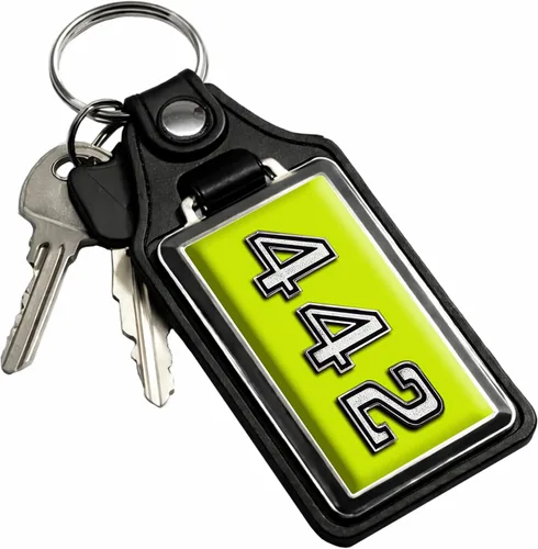 Vista 47 de Brotherhood Car Key Chain for Cutlass - Classic Models Keychain for Men and Women Gift Key Ring