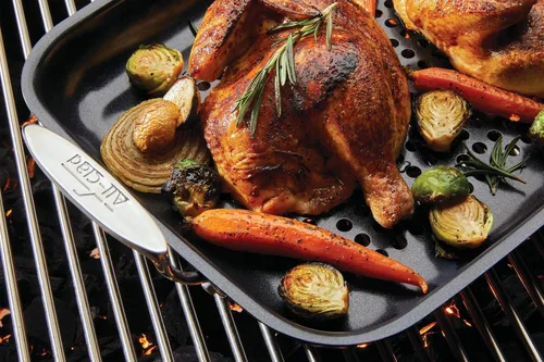 Vista 4 de All-Clad Juego de asador antiadherente para exteriores, 15 x 11 pulgadas, apto para horno y parrilla de 500 F, ollas y sartenes, utensilios