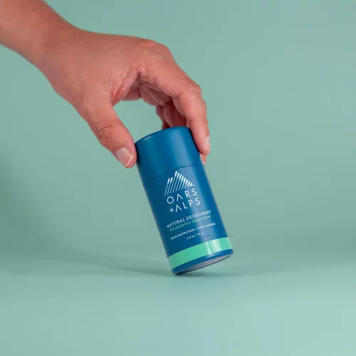 Vista 8 de Oars + Alps Kit de viaje para el cabello y el cuerpo para hombres, incluye champú sin sulfato, acondicionador, gel de baño, desodorante y bolsa