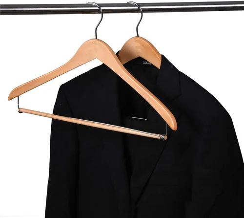 Vista 2 de Quality Hangers Perchas de madera hermosas y resistentes con barra de bloqueo, madera natural brillante (5)