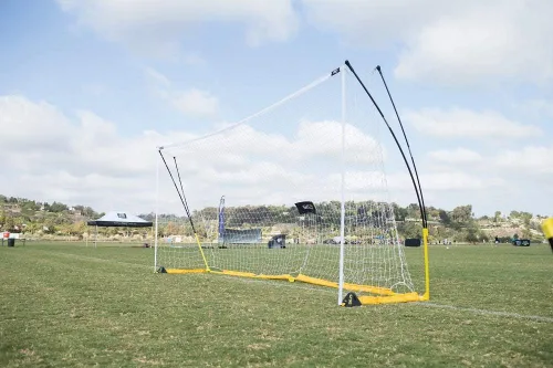 Vista 3 de SKLZ Pro Training Utility Weight para bastones de agilidad, arco y porterías de fútbol