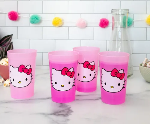 Vista 5 de Silver Buffalo Sanrio Hello Kitty - Paquete de 4 vasos de plástico que cambian de color, 15 onzas