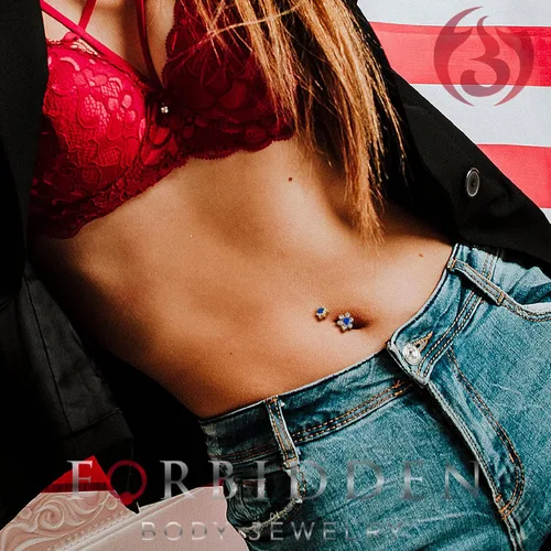 Vista 3 de Forbidden Body Jewelry Piercing para ombligo de acero quirúrgico con diseño de flores de circonita cúbica y parte superior a juego con rosca interna