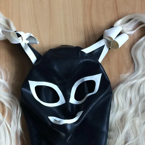 Vista 4 de ABWL Máscara de látex negro con capucha unisex, hecha a mano con peluca de cola de caballo doble para disfraces de cosplay