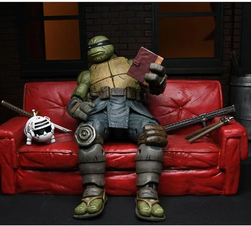 Vista 3 de NECA - Tortugas Ninja Mutantes Adolescentes 7" - El Último Ronin Ultimate (Sin Armadura)