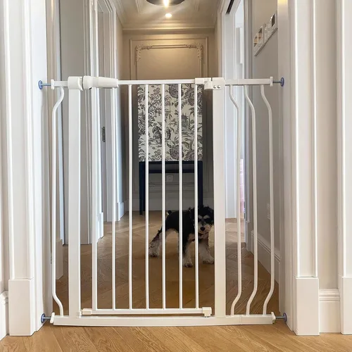 Vista 12 de BalanceFrom Easy Walk-Thru Baby Safety Gate, Fits 29.1" to 38.5" Openings