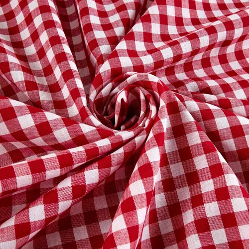 Vista 3 de Richcheck 60" Gingham Check 1/4" rojo, tela por yarda rojo/blanco