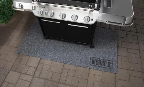 Vista 5 de Weber Alfombrilla de protección de suelo XL – Alfombrilla extra grande para parrilla que protege superficies de patio y terraza, resistente al calor