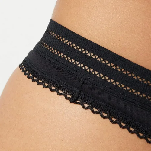 Vista 6 de Iris Lilly Tanga de algodón para mujer paquete de 5