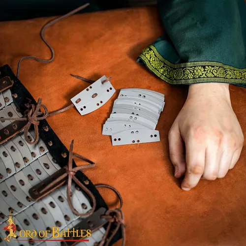 Vista 7 de Lord of Battles Lamellar Armor - Placas preperforadas, calibre 20, 100 unidades de placas de acero suave para armadura histórica, recreación