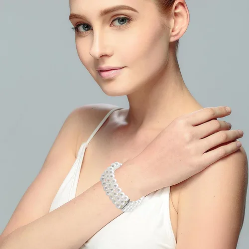 Vista 2 de Pulsera de perlas de imitación de 3 filas para mujeres y niñas, vintage, multicapa, con diamantes de imitación, pulsera elástica de perlas