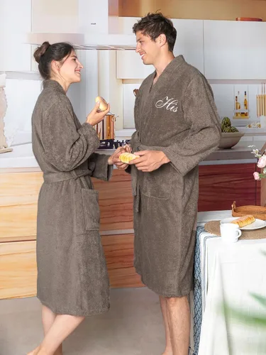 Vista 9 de AW BRIDAL 2Pcs His and Hers Robes, Mr and Mrs Matching Bathrobe for Couples Falcon Robe - Monograma blanco suyo/para ella