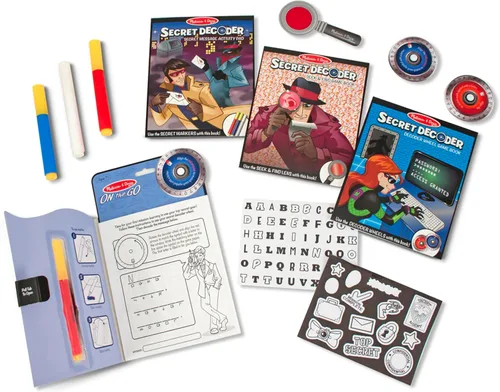 Vista 4 de Melissa & Doug, On The Go Secret Decoder, Set de actividad de lujo y juguete súper detective