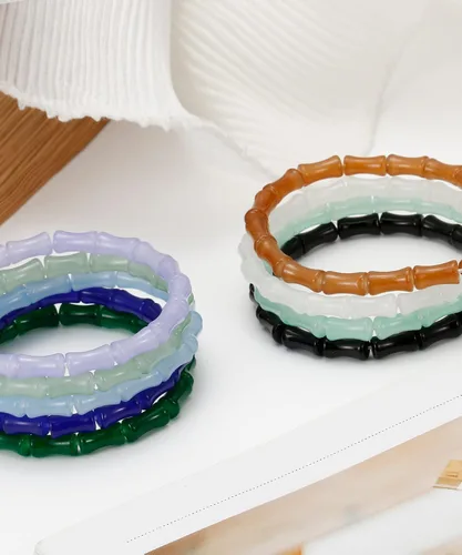 Vista 6 de BOAMIL - 9 pulseras de cuentas de 0.236in hechas a mano para mujer, pulseras de cuentas de cristal multicolor, pulseras elásticas bohemias hechas a