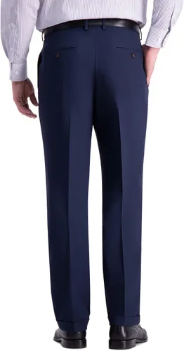 Vista 3 de Haggar Pantalón de traje elástico premium plisado frontal para hombre