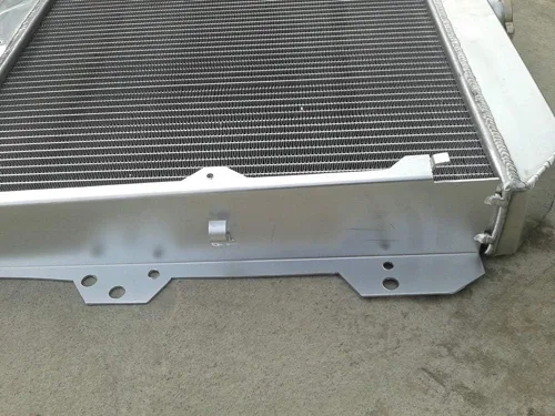 Vista 5 de Radiador de aluminio de 3 hileras PARA Nissan Datsun 280ZX 2.8L 1981 1982 1983